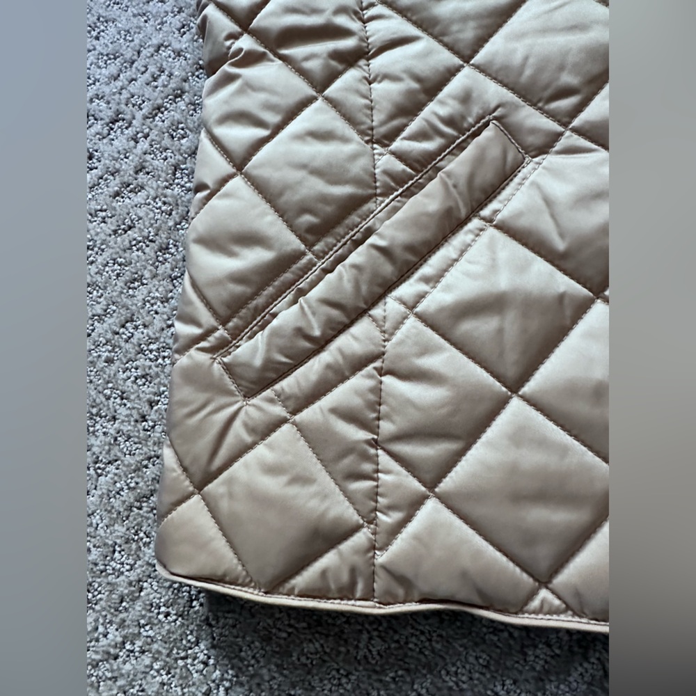 LAUREN RALPH LAUREN Women's Crested Quilted Vest Solid Birch Tan Gold - Size L - Picture 3 of 11